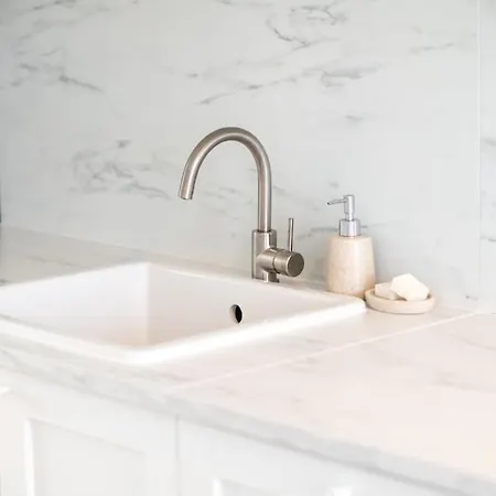 Near Coast & Canals アルクマール